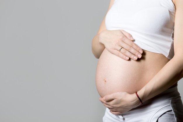 Późna ciąża – co się z nią wiąże?