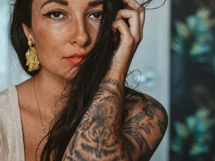 Najmodniejsze i wyjątkowe tatuaże damskie na każdą okazję